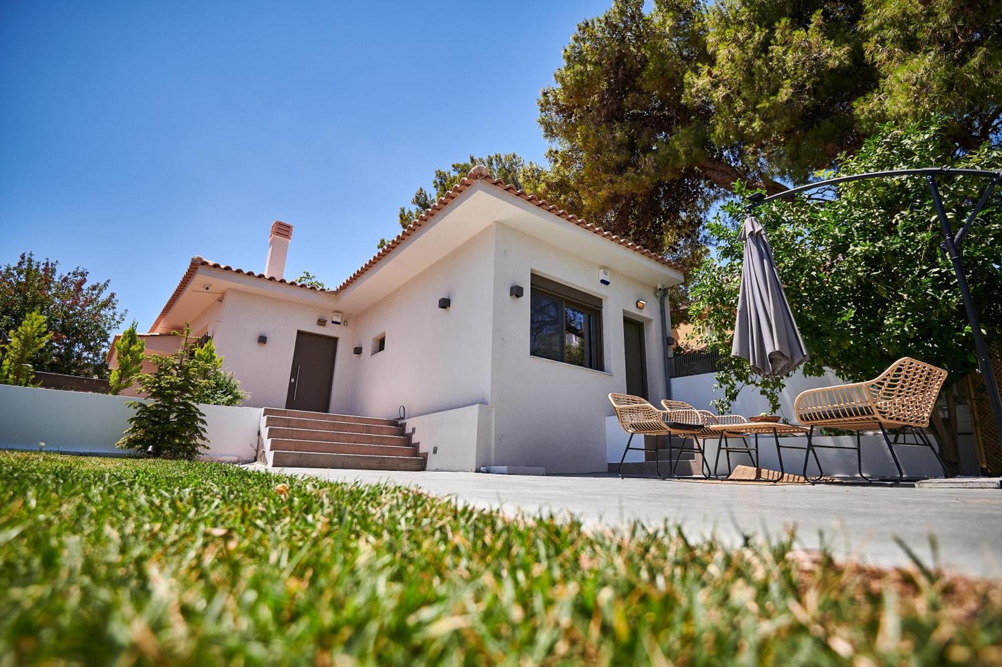 Апартаменти The Lemon House Артеміда Екстер'єр фото